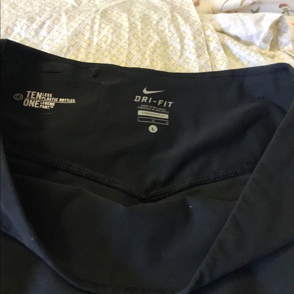 Nike runners leggings - Picture 3 of 3